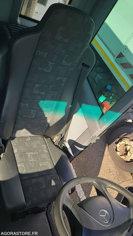 CG 622 LE - MERCEDES ECONIC 2633 - 2013 - 203000KM - Auto na odvoz odpadu: obrázok 4 CG 622 LE - MERCEDES ECONIC 2633 - 2013 - 203000KM - Auto na odvoz odpadu: obrázok 4