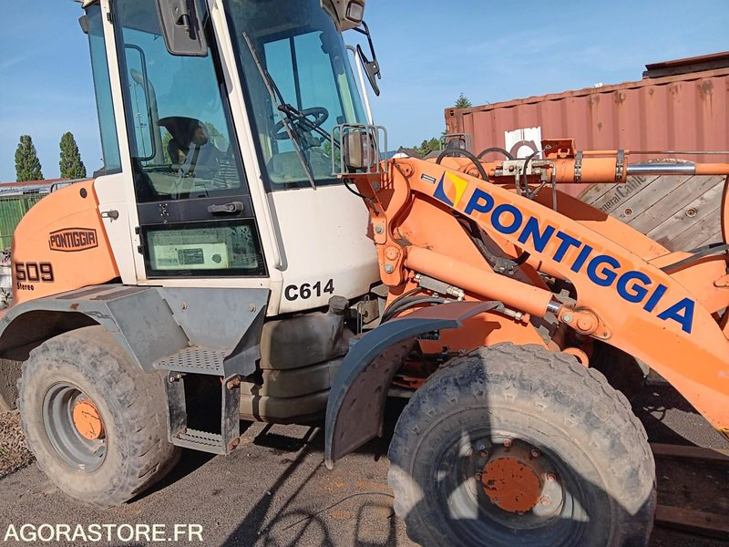 CHARGEUSE/PNEUS LIEBHERR L509 -- 2009 -- 14709 HEURES - Nakladač: obrázok 1 CHARGEUSE/PNEUS LIEBHERR L509 -- 2009 -- 14709 HEURES - Nakladač: obrázok 1