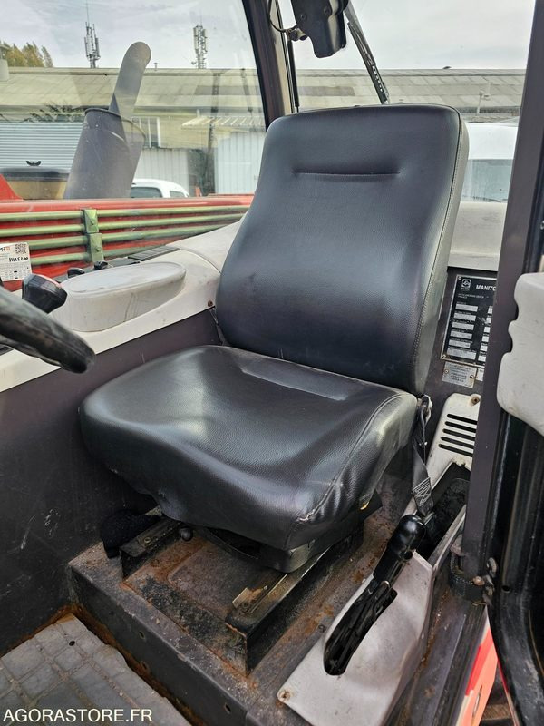 CHARIOT ELECATEUR MANITOU MT732 - 2004 - 5207H - Dieselový vysokozdvižný vozík: obrázok 5 CHARIOT ELECATEUR MANITOU MT732 - 2004 - 5207H - Dieselový vysokozdvižný vozík: obrázok 5