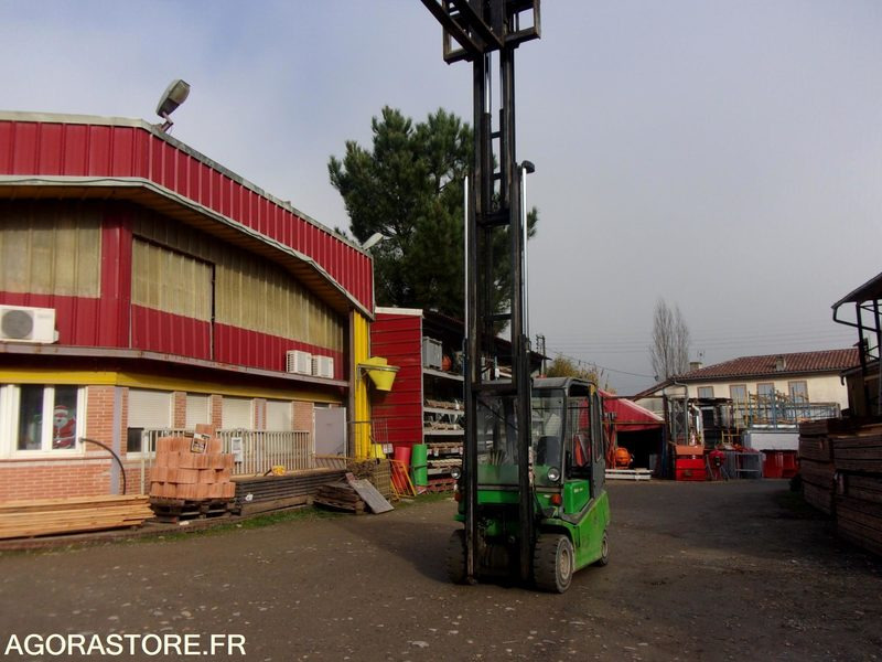 CHARIOT ÉLÉVATEUR 3 TONNES POSITIONNEUR DE FOURCHES ELECTRIQUE CESAB - Elektrický vysokozdvižný vozík: obrázok 3 CHARIOT ÉLÉVATEUR 3 TONNES POSITIONNEUR DE FOURCHES ELECTRIQUE CESAB - Elektrický vysokozdvižný vozík: obrázok 3