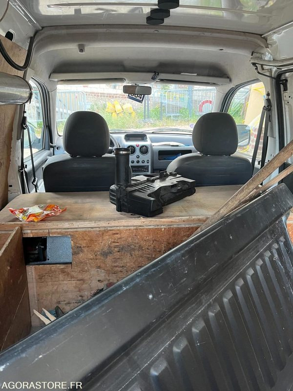 CITROEN BERLINGO 177285 kms 2009 - Malá dodávka: obrázok 3 CITROEN BERLINGO 177285 kms 2009 - Malá dodávka: obrázok 3