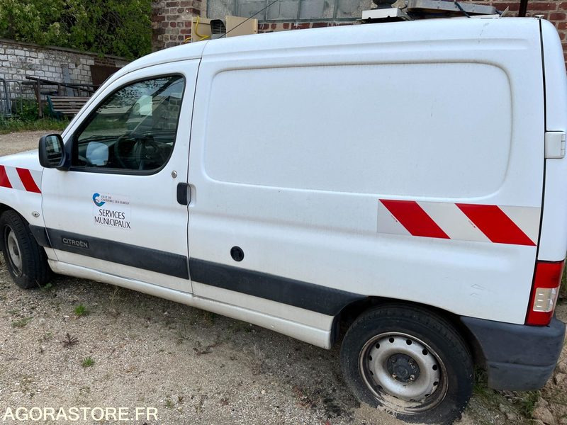 CITROEN BERLINGO 177285 kms 2009 - Malá dodávka: obrázok 1 CITROEN BERLINGO 177285 kms 2009 - Malá dodávka: obrázok 1