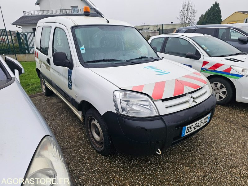 CITROEN BERLINGO - 2010 - 221150KM - BE642VQ - Malá dodávka: obrázok 2 CITROEN BERLINGO - 2010 - 221150KM - BE642VQ - Malá dodávka: obrázok 2