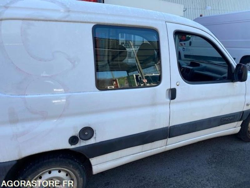 CITROEN BERLINGO ESS GPL 2499 - Malá dodávka: obrázok 4 CITROEN BERLINGO ESS GPL 2499 - Malá dodávka: obrázok 4