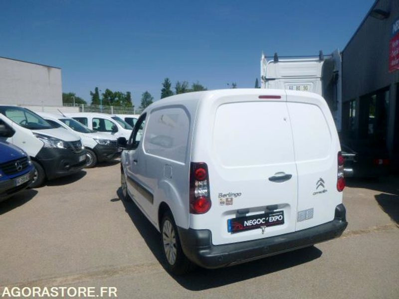 CITROEN BERLINGO UTILITAIRE BOITE AUTO - Malá dodávka: obrázok 4 CITROEN BERLINGO UTILITAIRE BOITE AUTO - Malá dodávka: obrázok 4