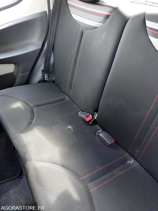 CITROEN C1 - 2011 - 42667KM - Automobil: obrázok 4 CITROEN C1 - 2011 - 42667KM - Automobil: obrázok 4