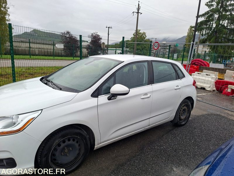 CITROEN C4 Entreprise VU 5p Berline HD- 2014 - 216471 KM - P0403314 - Automobil: obrázok 4 CITROEN C4 Entreprise VU 5p Berline HD- 2014 - 216471 KM - P0403314 - Automobil: obrázok 4