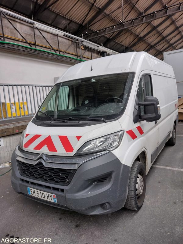 CITROEN JUMPER L2H2 / 186 914 KMS / 2016 / HAYON - Furgon: obrázok 3 CITROEN JUMPER L2H2 / 186 914 KMS / 2016 / HAYON - Furgon: obrázok 3