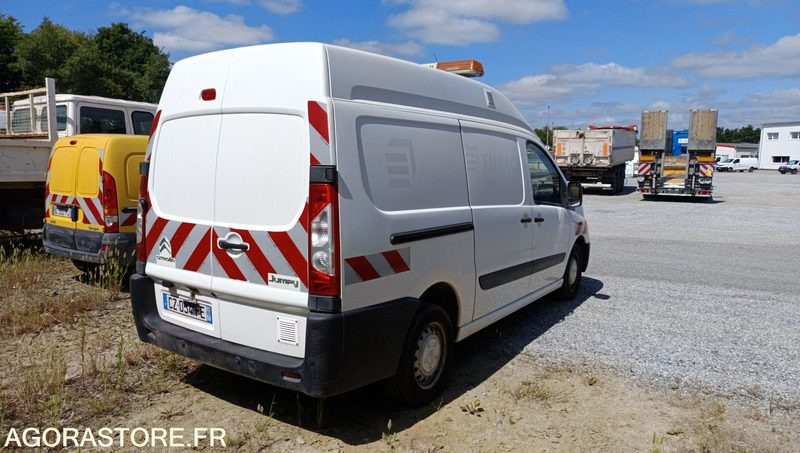 CITROËN JUMPY - 2013 / 222000 KM (CZ-054-FE) - Malá dodávka: obrázok 4 CITROËN JUMPY - 2013 / 222000 KM (CZ-054-FE) - Malá dodávka: obrázok 4