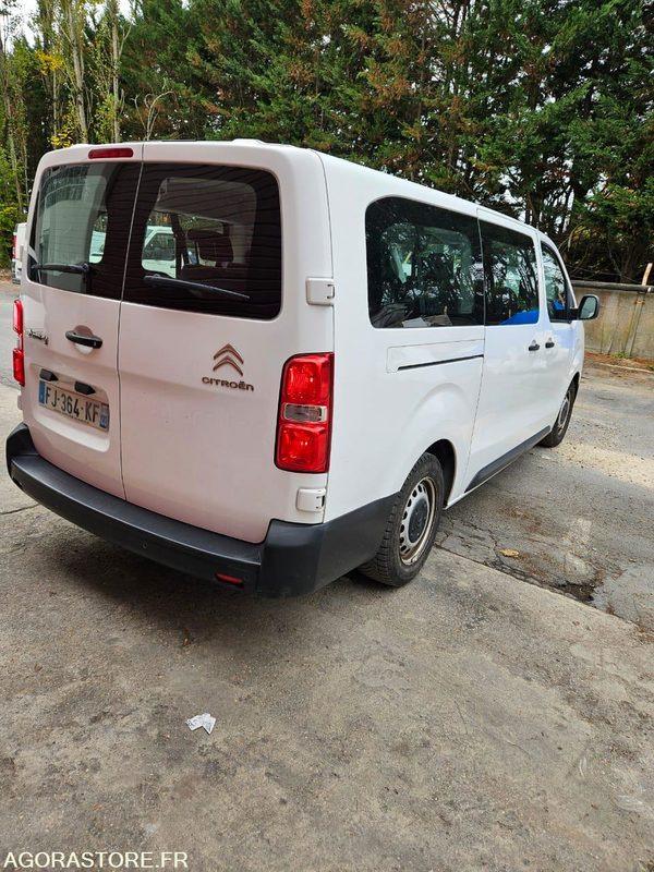 CITROEN JUMPY SPACE TOURER 9 places 240051 kms ANNÉE 2019 - Minibus, Mikrobus: obrázok 3 CITROEN JUMPY SPACE TOURER 9 places 240051 kms ANNÉE 2019 - Minibus, Mikrobus: obrázok 3