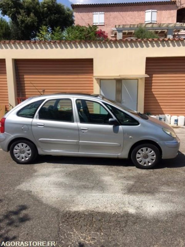CITROEN XSARA PICASSO 2006 1.6 HDi 16V 90cv - Automobil: obrázok 2 CITROEN XSARA PICASSO 2006 1.6 HDi 16V 90cv - Automobil: obrázok 2