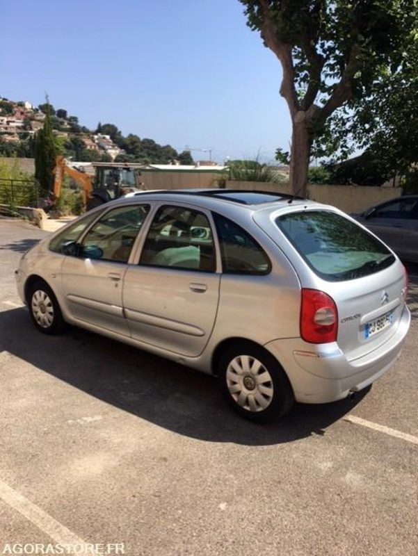 CITROEN XSARA PICASSO 2006 1.6 HDi 16V 90cv - Automobil: obrázok 4 CITROEN XSARA PICASSO 2006 1.6 HDi 16V 90cv - Automobil: obrázok 4