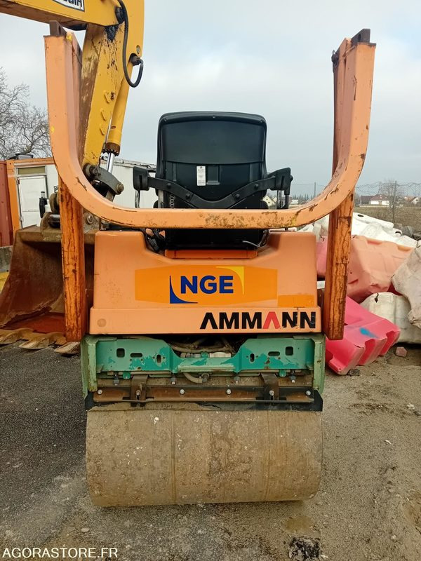 COMPACTEUR TANDEM AMMANN AV23-2 -- 2001 -- ENVIRON 800 HEURES - Valec: obrázok 2 COMPACTEUR TANDEM AMMANN AV23-2 -- 2001 -- ENVIRON 800 HEURES - Valec: obrázok 2