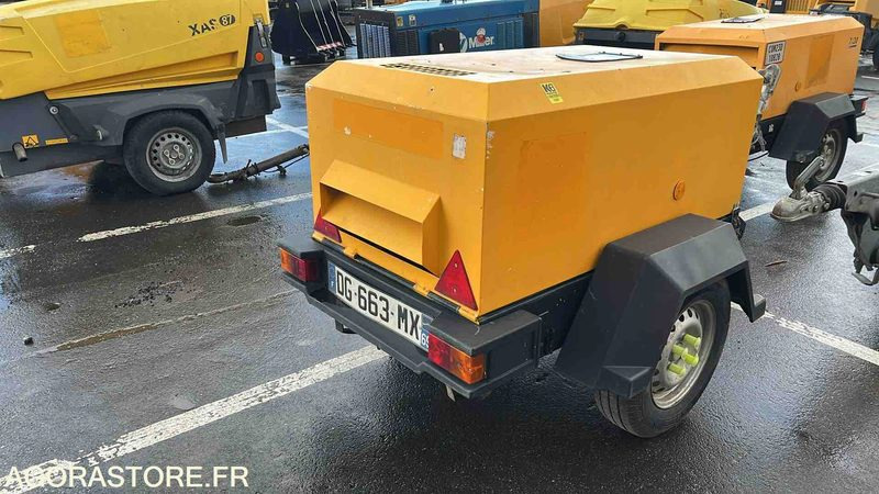 COMPRESSEUR INGERSOLL RAND 720 - 2014 - 701H (COM23D10960) - Vzduchový kompresor: obrázok 3 COMPRESSEUR INGERSOLL RAND 720 - 2014 - 701H (COM23D10960) - Vzduchový kompresor: obrázok 3