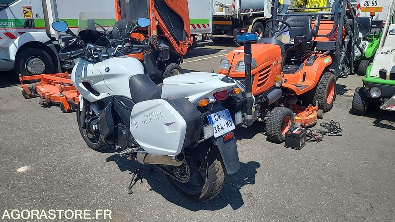 CV 384 MQ - YAMAHA TDM900 - 2013 - 69532KM - Motocykel: obrázok 3 CV 384 MQ - YAMAHA TDM900 - 2013 - 69532KM - Motocykel: obrázok 3