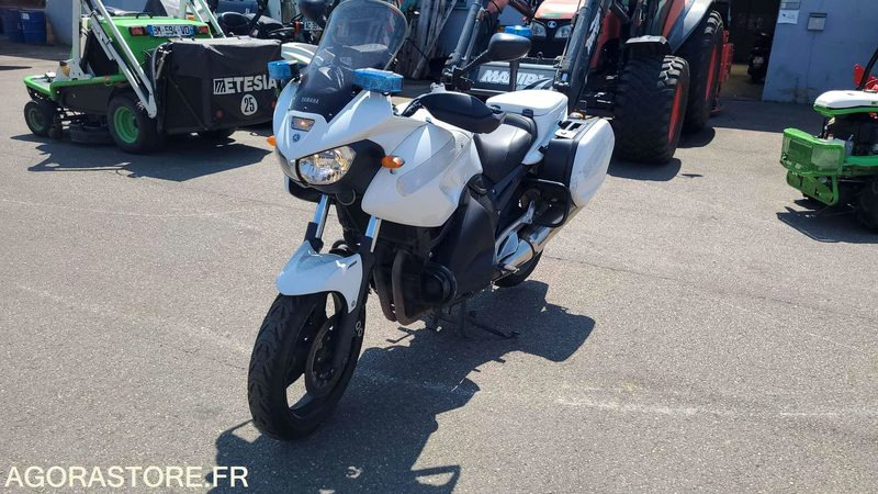 CV 632 MQ - YAMAHA TDM 900 - 2013 - 78214KM - Motocykel: obrázok 2 CV 632 MQ - YAMAHA TDM 900 - 2013 - 78214KM - Motocykel: obrázok 2