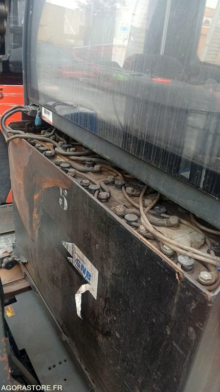 Chariot frontal - Fenwick - 2014 - R16 - Skladový zakladač: obrázok 4 Chariot frontal - Fenwick - 2014 - R16 - Skladový zakladač: obrázok 4