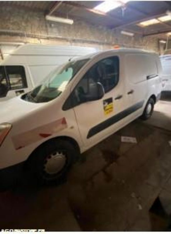 Citroen Berlingo - 147731kms - 2008 - AM 177 JF - Malá dodávka: obrázok 4 Citroen Berlingo - 147731kms - 2008 - AM 177 JF - Malá dodávka: obrázok 4