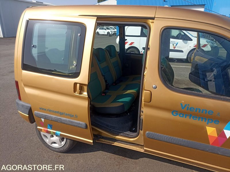 Citroën Berlingo 2L Hdi - 268784kms - 2002 - Automobil: obrázok 4 Citroën Berlingo 2L Hdi - 268784kms - 2002 - Automobil: obrázok 4