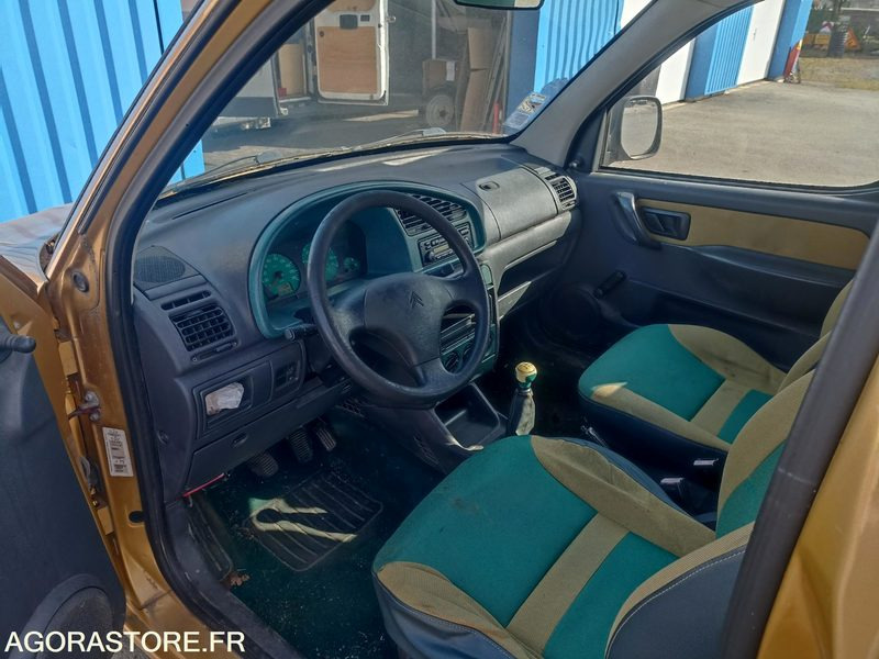 Citroën Berlingo 2L Hdi - 268784kms - 2002 - Automobil: obrázok 3 Citroën Berlingo 2L Hdi - 268784kms - 2002 - Automobil: obrázok 3
