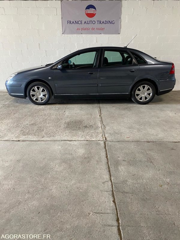 Citroën C5 1.6 HDi FAP 16V 110 cv - 2007 - Automobil: obrázok 2 Citroën C5 1.6 HDi FAP 16V 110 cv - 2007 - Automobil: obrázok 2