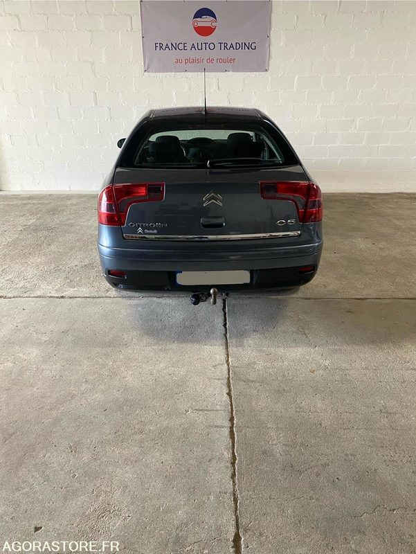 Citroën C5 1.6 HDi FAP 16V 110 cv - 2007 - Automobil: obrázok 5 Citroën C5 1.6 HDi FAP 16V 110 cv - 2007 - Automobil: obrázok 5