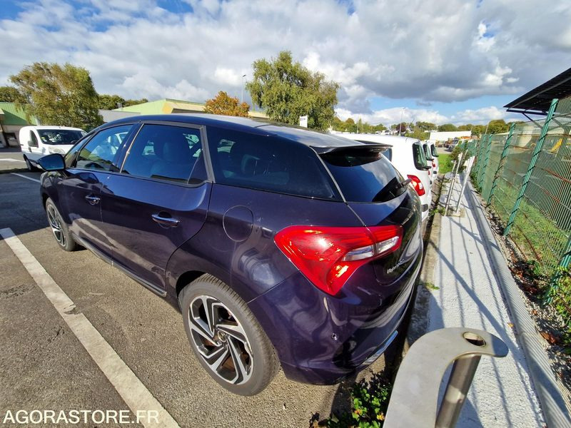 Citroën DS5 - 2017 -169044 - EP245WL - Automobil: obrázok 4 Citroën DS5 - 2017 -169044 - EP245WL - Automobil: obrázok 4