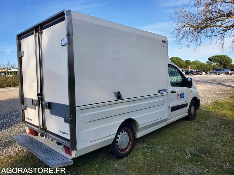 Citroën Jumpy Frigo 32 123 kms - Chladiarenská dodávka: obrázok 4 Citroën Jumpy Frigo 32 123 kms - Chladiarenská dodávka: obrázok 4