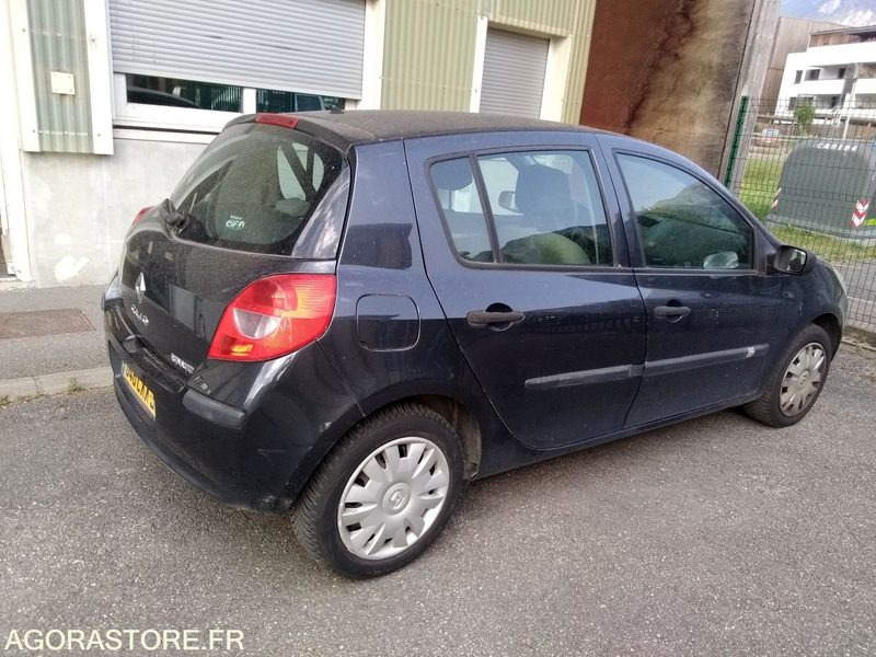 Clio 1.5 dci 1er main du 10.07.2007 131100kms type MRE5222EF558 - Automobil: obrázok 2 Clio 1.5 dci 1er main du 10.07.2007 131100kms type MRE5222EF558 - Automobil: obrázok 2