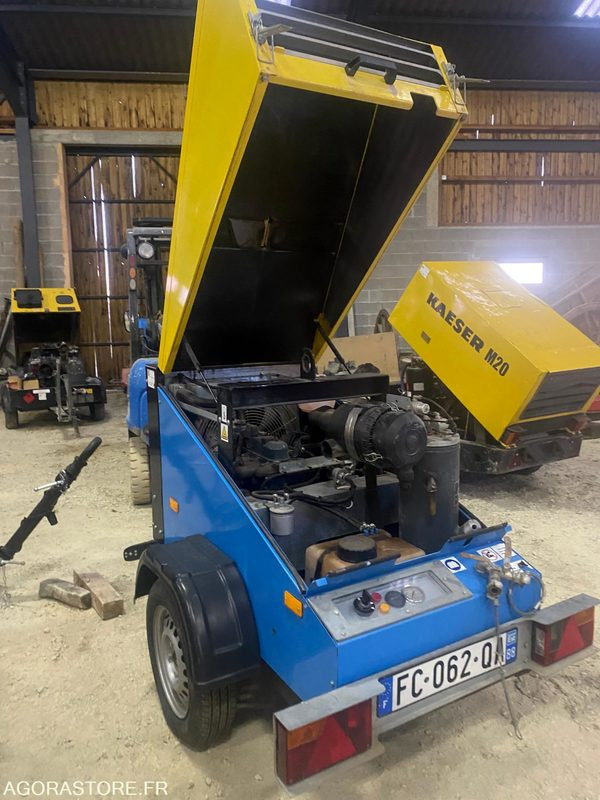 Compresseur MAC3 2.5m3 - 2018 - 112 heures - Vzduchový kompresor: obrázok 2 Compresseur MAC3 2.5m3 - 2018 - 112 heures - Vzduchový kompresor: obrázok 2