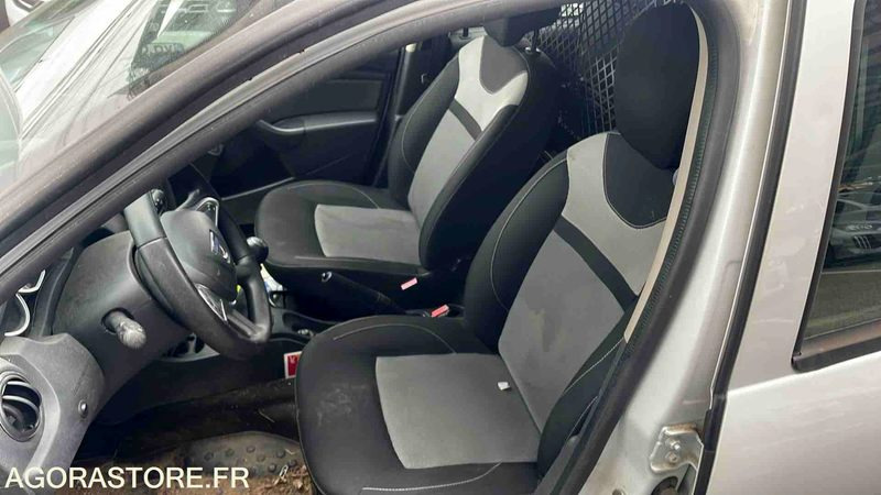 DACIA DUSTER - 2017 - 173388KM - EP701QD - SUV: obrázok 5 DACIA DUSTER - 2017 - 173388KM - EP701QD - SUV: obrázok 5