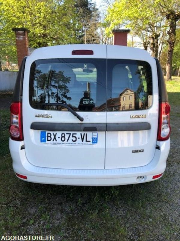 DACIA LOGAN - Automobil: obrázok 4 DACIA LOGAN - Automobil: obrázok 4