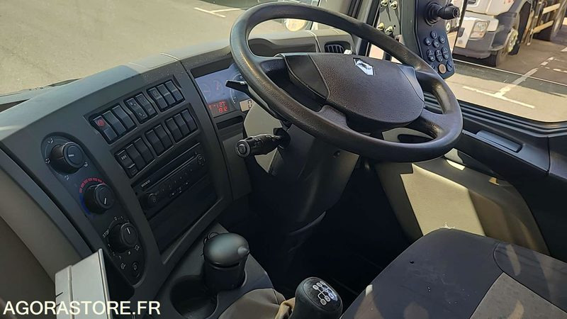 DJ 330 YP - RENAULT MIDLUM 220 - 2014 - 96138KM - Zametacie vozidlo: obrázok 5 DJ 330 YP - RENAULT MIDLUM 220 - 2014 - 96138KM - Zametacie vozidlo: obrázok 5