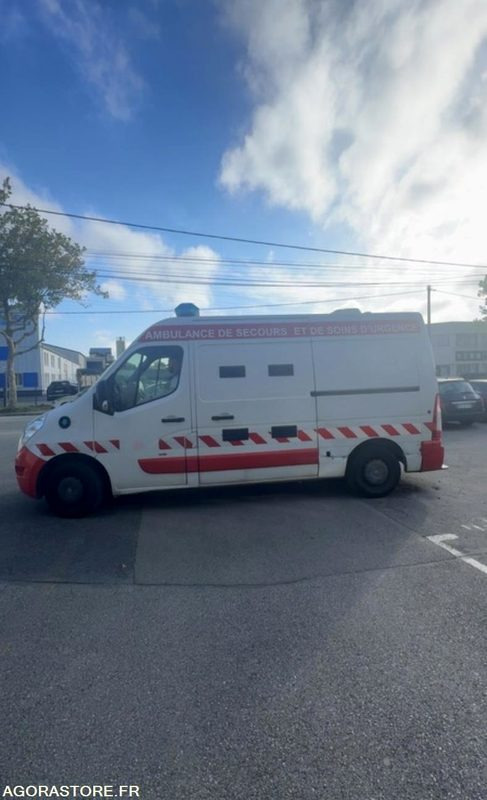 DT-542-NF - Roulant - Renault Master - VASP - 462 946 Kms - Sanitka: obrázok 2 DT-542-NF - Roulant - Renault Master - VASP - 462 946 Kms - Sanitka: obrázok 2