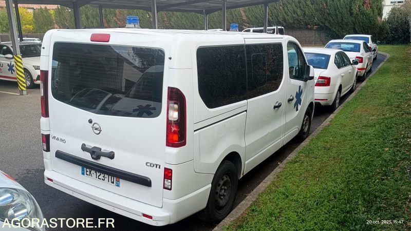 EK-123-TQ - Non Roulant - OPEL VIVARO - VASP - CG INTEGRAL - 447 455 Kms - Sanitka: obrázok 3 EK-123-TQ - Non Roulant - OPEL VIVARO - VASP - CG INTEGRAL - 447 455 Kms - Sanitka: obrázok 3