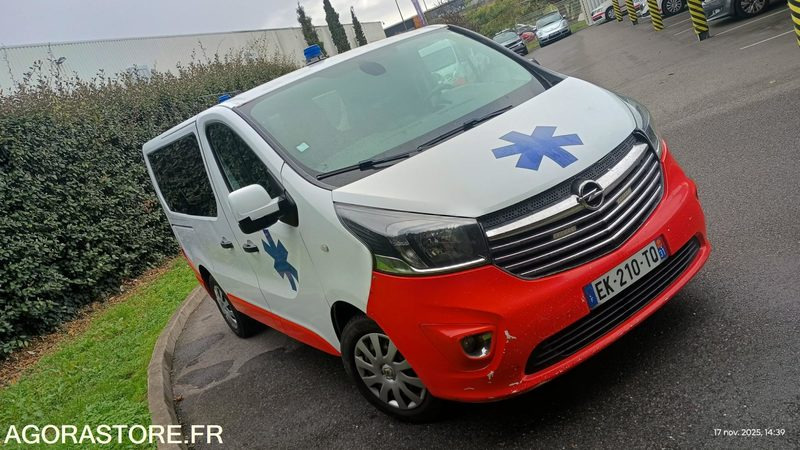 EK-210-TQ - Roulant - OPEL VIVARO - VASP - 508 459 Kms - Sanitka: obrázok 4 EK-210-TQ - Roulant - OPEL VIVARO - VASP - 508 459 Kms - Sanitka: obrázok 4