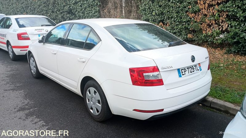 EP-729-TL - Non Roulant - SKODA OCTAVIA - VP -  349 390 Kms - Automobil: obrázok 3 EP-729-TL - Non Roulant - SKODA OCTAVIA - VP -  349 390 Kms - Automobil: obrázok 3
