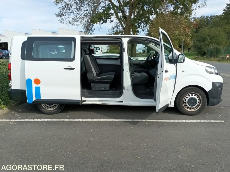 FF-569-GP - Roulant - CITROEN JUMPY SPACE TOURER - VP - 182 909 Kms - Minibus, Mikrobus: obrázok 4 FF-569-GP - Roulant - CITROEN JUMPY SPACE TOURER - VP - 182 909 Kms - Minibus, Mikrobus: obrázok 4