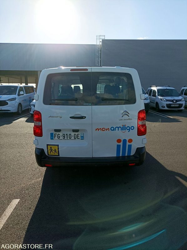 FG-910-DE - Roulant - CITROEN JUMPY SPACE TOURER - VP - 199 032 Kms - Minibus, Mikrobus: obrázok 4 FG-910-DE - Roulant - CITROEN JUMPY SPACE TOURER - VP - 199 032 Kms - Minibus, Mikrobus: obrázok 4