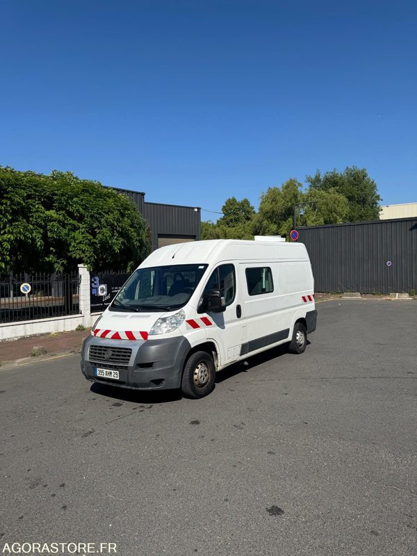FIAT DUCATO 133 000 KM 7 PLACES - Furgon: obrázok 2 FIAT DUCATO 133 000 KM 7 PLACES - Furgon: obrázok 2