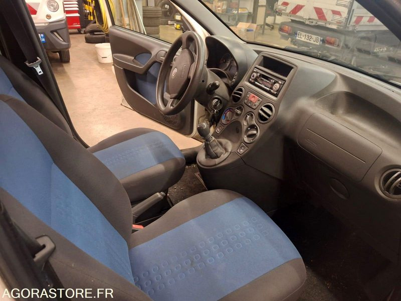 FIAT PANDA BI CARBURATION - Automobil: obrázok 5 FIAT PANDA BI CARBURATION - Automobil: obrázok 5