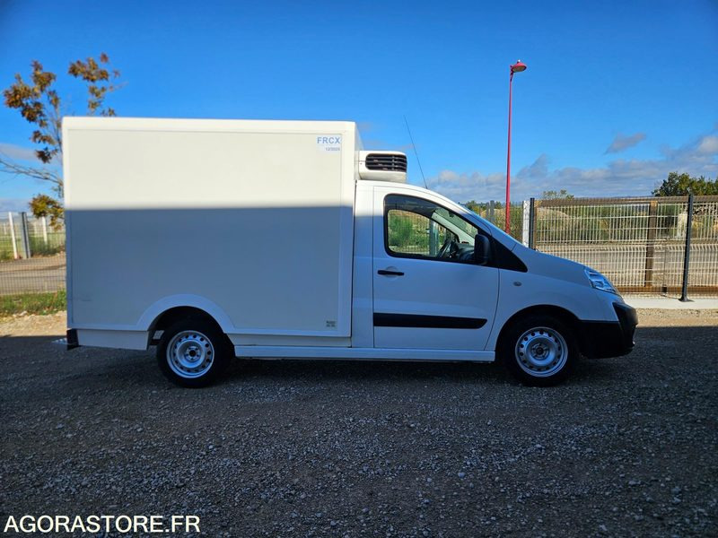 FIAT SCUDO 2.0 130 CAISSE FRIGORIFIQUE FRCX 3 PLACES - Chladiarenská dodávka: obrázok 3 FIAT SCUDO 2.0 130 CAISSE FRIGORIFIQUE FRCX 3 PLACES - Chladiarenská dodávka: obrázok 3