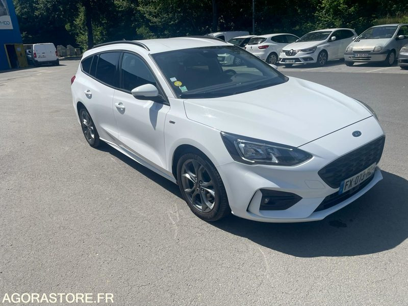 FORD FOCUS ST Line 122800 Kms 2021 - Automobil: obrázok 1 FORD FOCUS ST Line 122800 Kms 2021 - Automobil: obrázok 1