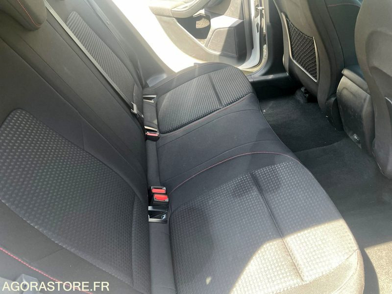 FORD FOCUS ST Line 122800 Kms 2021 - Automobil: obrázok 3 FORD FOCUS ST Line 122800 Kms 2021 - Automobil: obrázok 3