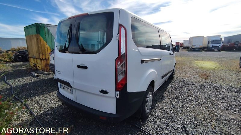 FORD TRANSIT - 9 Places - 2016 - 259108 Kms - EG717YG - Furgon: obrázok 3 FORD TRANSIT - 9 Places - 2016 - 259108 Kms - EG717YG - Furgon: obrázok 3