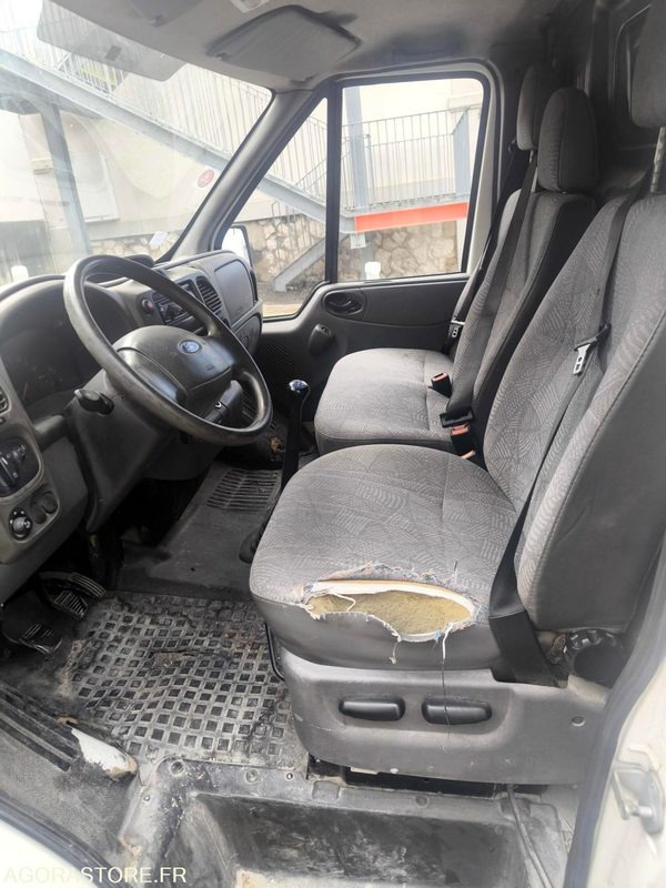 FORD TRANSIT - Furgon: obrázok 4 FORD TRANSIT - Furgon: obrázok 4