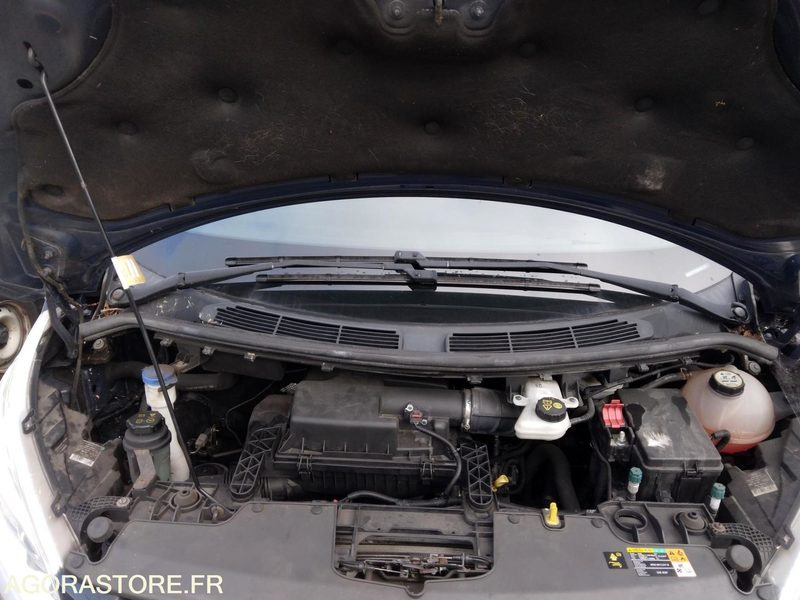 FORD - TRANSIT - Non roulant - 2015 (202 500km) - Minibus, Mikrobus: obrázok 4 FORD - TRANSIT - Non roulant - 2015 (202 500km) - Minibus, Mikrobus: obrázok 4