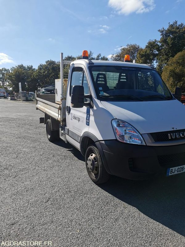 FOURGON BENNE - IVECO - DAILY 35C13 - 2011 / 264350 KM - BJ028EC - Dodávka sklápač: obrázok 2 FOURGON BENNE - IVECO - DAILY 35C13 - 2011 / 264350 KM - BJ028EC - Dodávka sklápač: obrázok 2