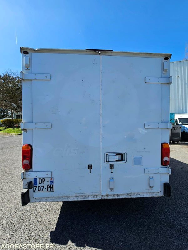 FOURGON - RENAULT MASTER - 2015 - 175000KM (DP707PM) - Furgon: obrázok 3 FOURGON - RENAULT MASTER - 2015 - 175000KM (DP707PM) - Furgon: obrázok 3
