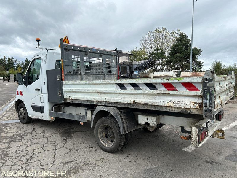 FOURGON RENAULT MASTER BENNE - 3 PLACES - 2014 / 207 458 KM (00947-M23950) - Dodávka sklápač: obrázok 4 FOURGON RENAULT MASTER BENNE - 3 PLACES - 2014 / 207 458 KM (00947-M23950) - Dodávka sklápač: obrázok 4